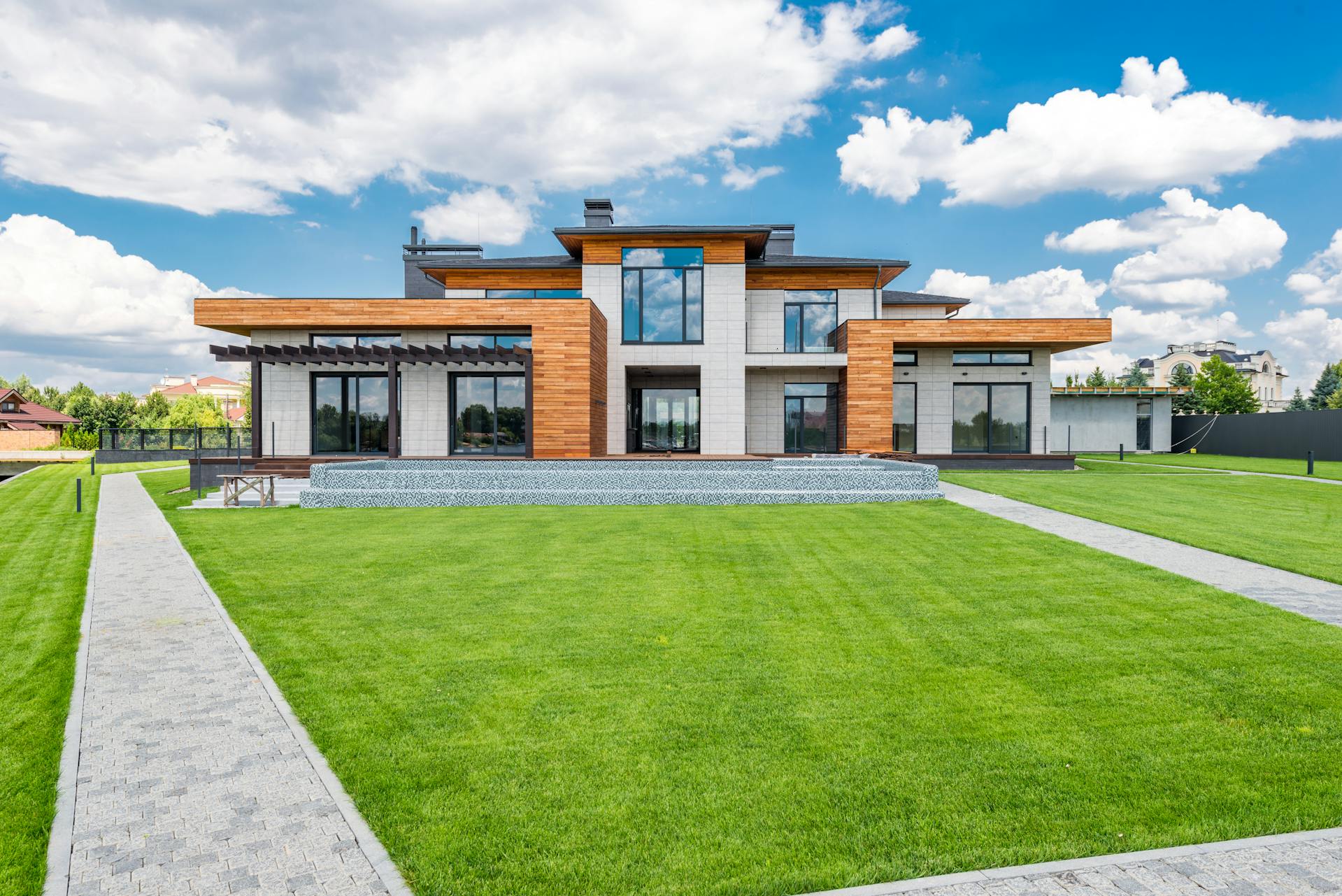 Integrating an MLS: Why It’s a Game-Changer for Real Estate Agencies